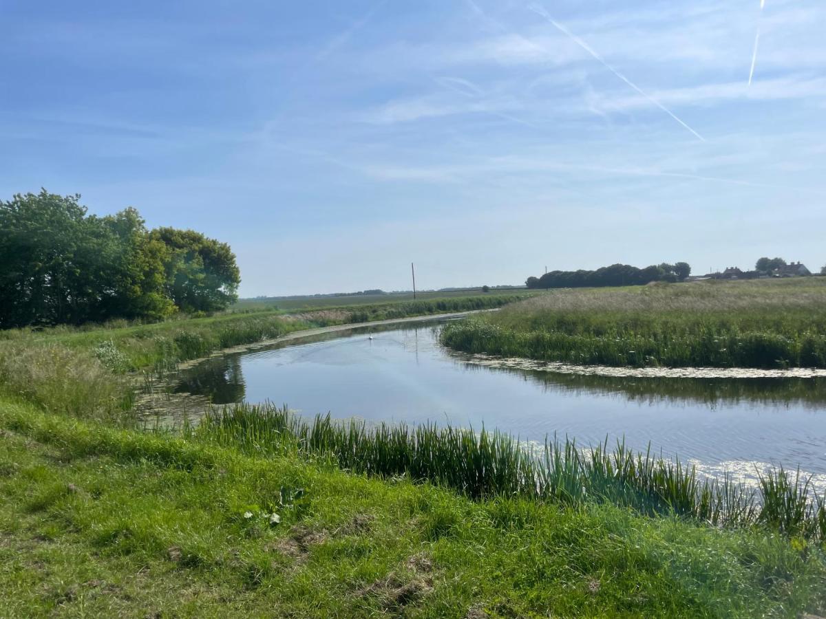 Hotel Luxury Glamping At The Riverside Skegness Zewnętrze zdjęcie