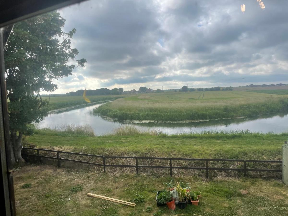 Hotel Luxury Glamping At The Riverside Skegness Zewnętrze zdjęcie